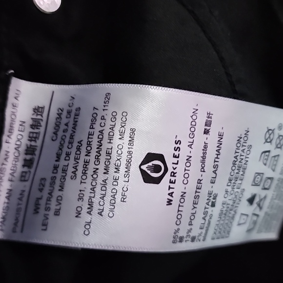 Signature Levi High Rise Bootcut Black Jeans Size 14 - Picture 3 of 6